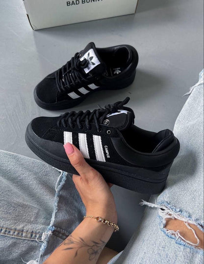 ADULT SNEAKERS