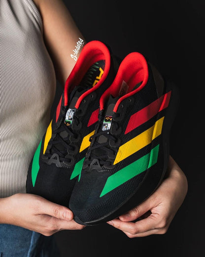 ADULT SNEAKERS