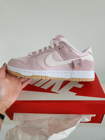 ADULT SNEAKERS