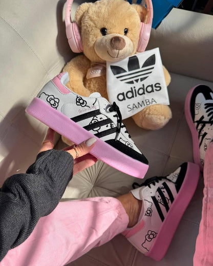 KIDS SNEAKERS