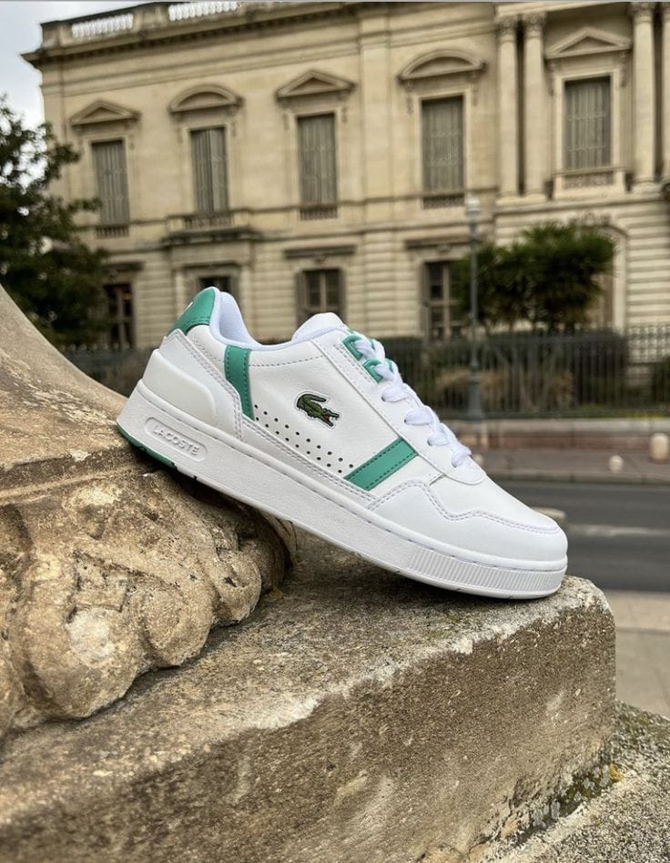 ADULT SNEAKERS