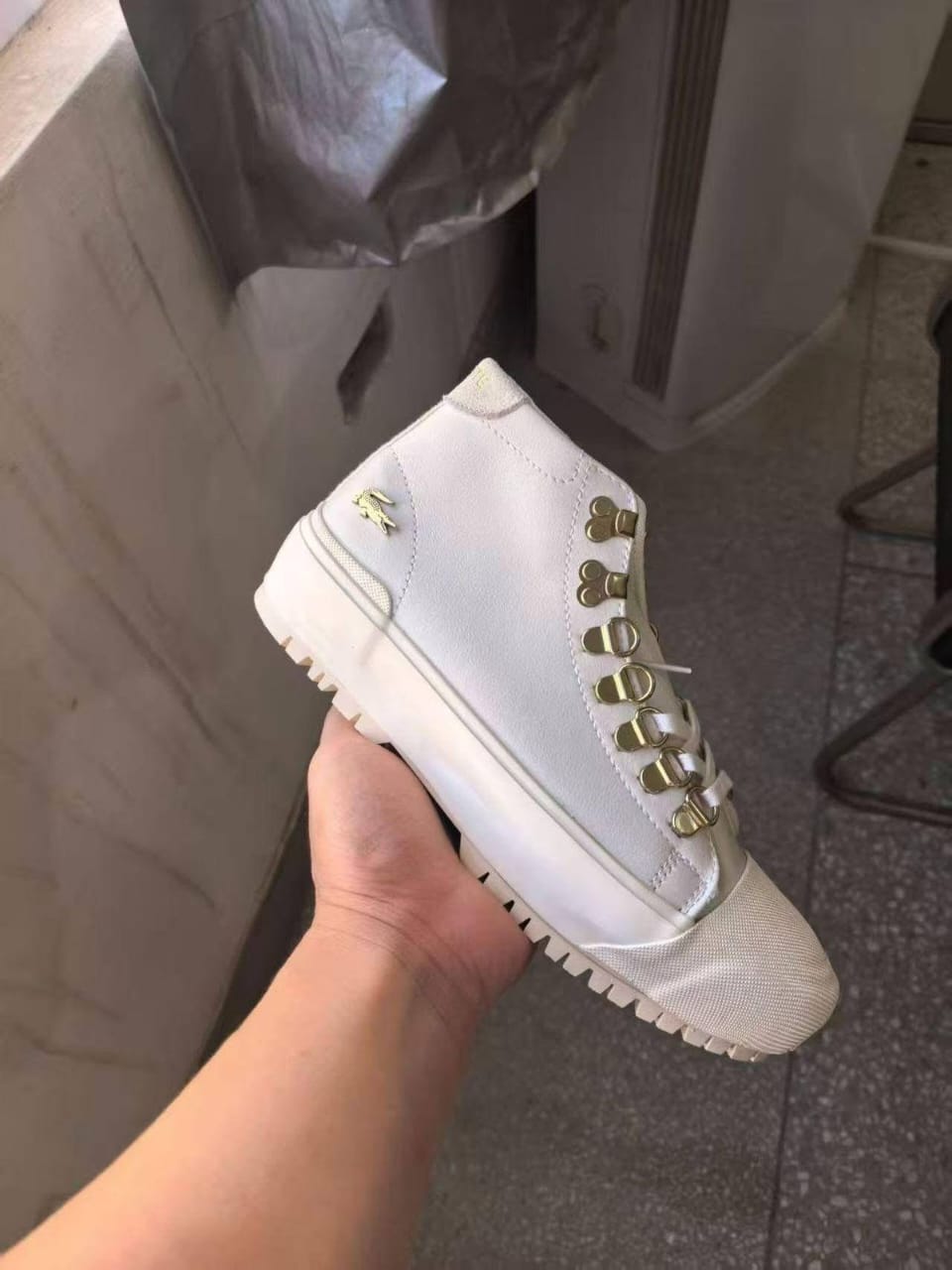 LACOSTE SNEAKERS