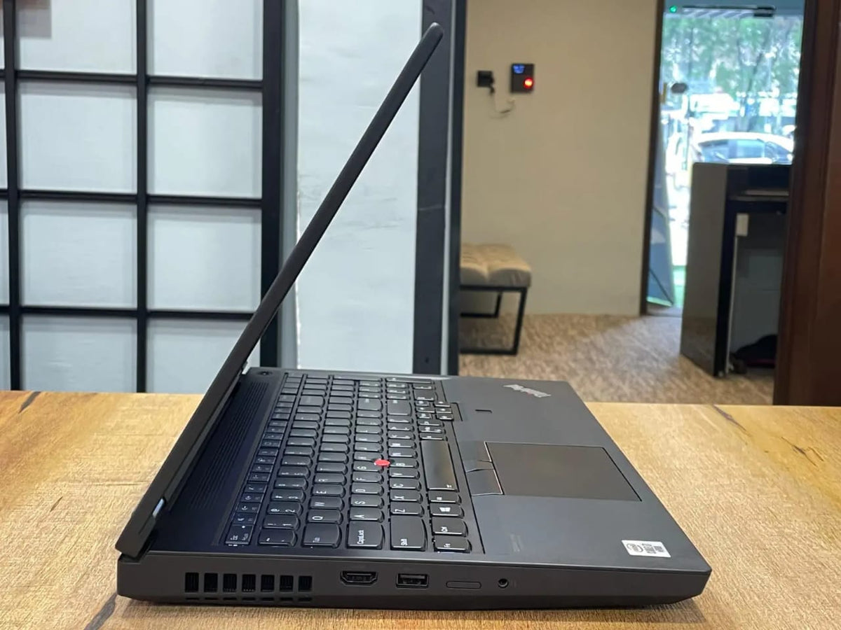 LENOVO THINKPAD P15 GEN 1 – CORE i7 10TH GEN